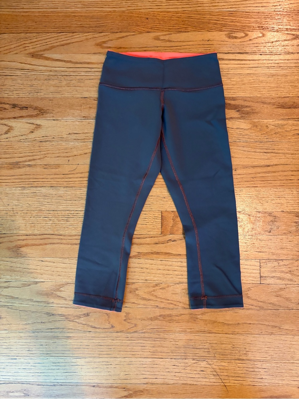 Lululemon Capri Leggings - grey and orange reversible
